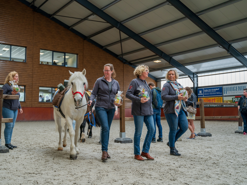 Symposium onderzoek naar welzijn van coach- en therapiepaarden