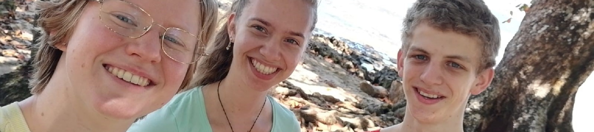 20200511 Buitenlandstage en COVID-19 Anouska en vrienden