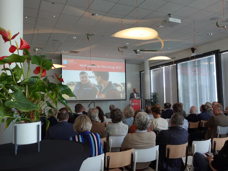 Life lezing 2022 waar markt en overheid falen Een pleidooi voor regionaal samenleven en samenwerken