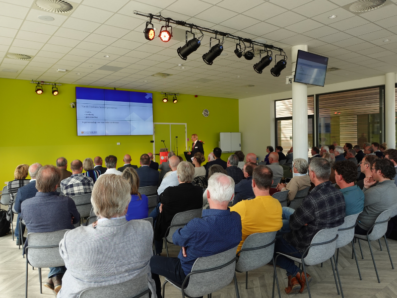Life lezing 2022 waar markt en overheid falen Een pleidooi voor regionaal samenleven en samenwerken