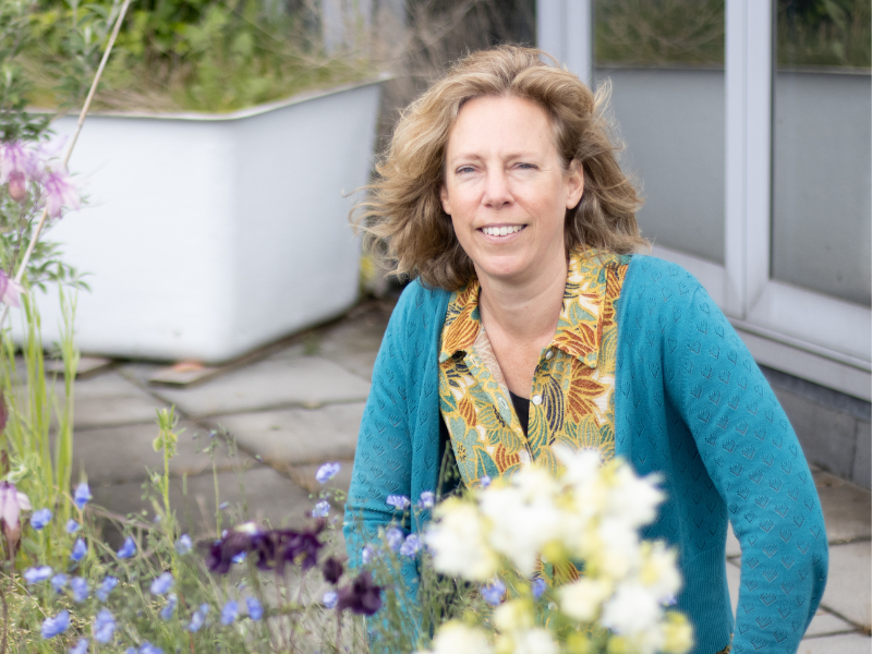 Lector Weerbare Planten Mirka Macel