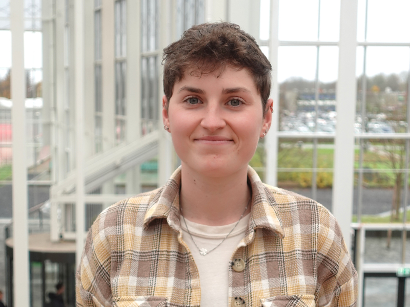 Lisa van Lierop. Student Diergezondheid & Management en stagiaire bij het lectoraat Human Animal Interactions