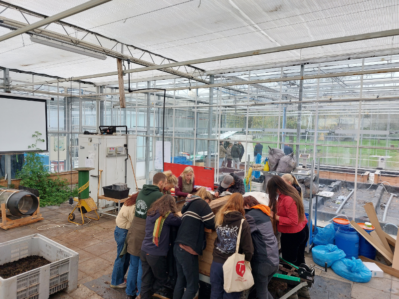 Vermicompost wormen composteer systeem Aeres Hogeschool Dronten