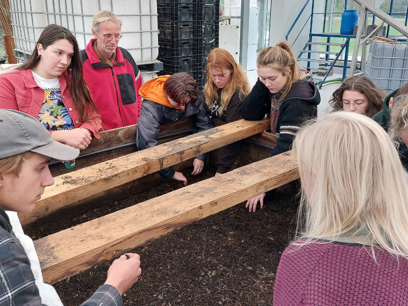 Vermicompost wormen composteer systeem Aeres Hogeschool Dronten